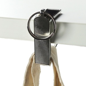 Llavero Multifuncional Ecológico de Aleación de Zinc con Gancho para Bolsa <span class=keywords><strong>y</strong></span> Soporte para Teléfono Móvil - Product Image 4