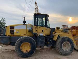 Chargeuse sur pneus Komatsu WA320 d'occasion avec moteur, boîte de vitesses et PLC - Pièces de rechange diesel très rentables - Product Image 5