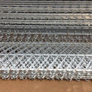 Security Protection Galvanized Steel <b>Wire</b> Welded Cross Razor <b>Barbed</b> <b>Wire</b> Mesh Fence - Product Image 4