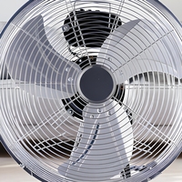 Ventilateur sur pied en métal argenté de 16 pouces, personnalisé en usine, avec 3 pales métalliques et contrôle mécanique de la vitesse