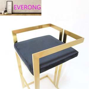 Tabouret de <span class=keywords><strong>bar</strong></span> haut en acier inoxydable doré de luxe, en tissu, style <span class=keywords><strong>bistrot</strong></span> moderne, fabriqué en usine en gros - Product Image 2