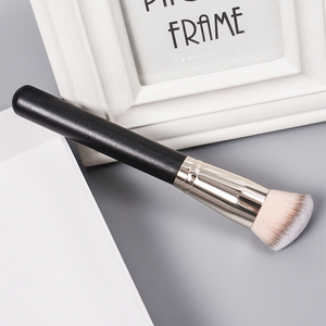 Custom Logo Angled <b>Foundation</b> Brush Soft Powder Polishing Makeup Brush for Beauty Salon Wholesale - Product Image 6