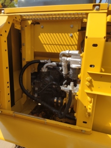 Used KomatsuPC130 Excavator 13Ton Hydraulic Crawler Digger Original Japan Caterpillar Good Condition Low Hours <b>Cheap</b> Price - Product Image 5