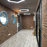 Café préfabriqué en conteneur de 20 pieds, boutique de café, restaurant en conteneur de 20/40 pieds, bar de luxe en conteneur maritime avec cuisine à vendre