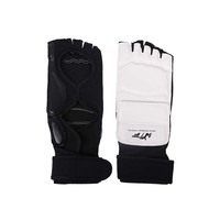 Chaussures de Taekwondo en gros d'usine Chaussettes de pied Protection professionnelle de la paume des mains Gants de karaté de boxe Équipement d'arts martiaux