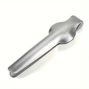 Utensilio Multifuncional de Acero Inoxidable con Forma de Cruz para Pelar Frutas y Abrir Nueces, Venta al por Mayor, 1 Unidad - Product Image 6