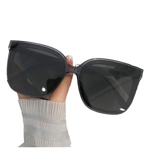 Lunettes de soleil Gm pour femmes, monture PC, verres TAC, protection UV400, polarisées, unisexes, pour la conduite, protection solaire, noires avec superposition grise - Product Image 4