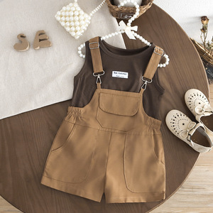 Completo Estivo 2026 per Bambine: Salopette con Colletto e Maglietta a Maniche Corte in Cotone Sottile e Fresco, Stile Cartone Animato - Nuova Collezione, Vendita all'Ingrosso dal Produttore - Product Image 4