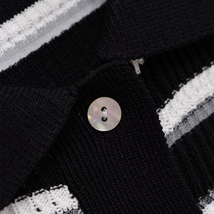Nouvelle collection été 2026 : Pull tricoté rayé décontracté pour femme, veste rétro à manches courtes, haut chic - Product Image 5