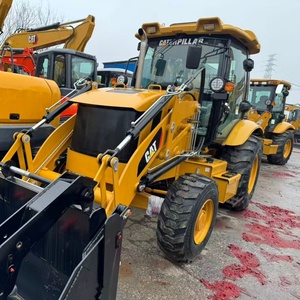 Chargeuse-pelleteuse <span class=keywords><strong>Caterpillar</strong></span> Cat420f neuve, avec godet 4-en-1, bras télescopique, charge nominale de 2700 kg, puissance de 66 kW, modèle 2022-2025, Cat420f - Product Image 1