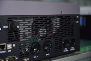 Inversor Híbrido Premium <span class=keywords><strong>Sungrow</strong></span> de 6.2kw IP21 con Control Inteligente, Inversor Solar de Onda Sinusoidal Pura de 48v con Certificación UL para Uso en Autocaravanas - Product Image 6