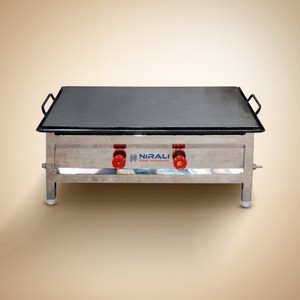 Placa sopladora Dosa de calidad de exportación 2x4 con soporte y placa sopladora de Metal de acero inoxidable para usos de fabricación de Dosa - Product Image 1