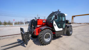 T-152 RST小型回転テレハンドラー伸縮ローダーブームフォークリフトタイヤ17メートル - Product Image 5