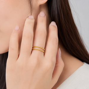 Anillo Ajustable de Acero Inoxidable con Doble Perla, Chapado al Vacío en Oro de 14K, Color Oro y Plata, Joyería Abierta - Product Image 4