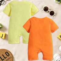Pakaian Bayi Unisex Baru Lahir 100% Katun Ramah Lingkungan Bernapas Lembut Cetak Transfer Panas Lengan Pendek Kancing Tekan Bayi