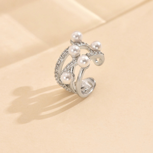 Lab Grown Diamond Ear Cuff con cadena Diseño geométrico Cobre Encontrar Perla de imitación Zircon Pendientes de aro de moda - Product Image 4