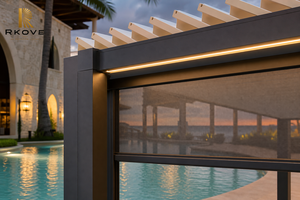Pérgola para Terraza de Comedor de Resort RKOVE Serie C RK-C3, Toldo Independiente Multi-Compartimento con Pantallas ZIP Dobles y LED - Product Image 6