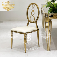 Chaises de location pour événements et mariages – Élégantes, de luxe, avec structure en acier inoxydable, coussin en éponge blanche – Utilisation extérieure et commerciale