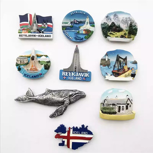Globo de Nieve Personalizado de Islandia con la Iglesia de Hallgrímskirkja, Estatua de Géiser, Figura de Puffin, Imán de Refrigerador con Volcán, Colección de Lugares Emblemáticos de Reykjavik - Product Image 4