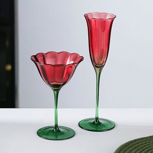 Verre à vin <span class=keywords><strong>rouge</strong></span> haut de gamme vintage en forme de rose, verre à <span class=keywords><strong>martini</strong></span> créatif en forme de pétale de fleur pour cocktail, ensemble de 500 ml - Product Image 2