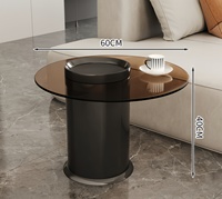 Werkseitig hochwertiger, einfacher und eleganter Couch tisch aus Glas im neuen Stil, runde Form, einfacher und eleganter Couch tisch