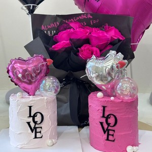 ท็อปเปอร์เค้กอะคริลิคสีดำเหลือบรุ้ง ลาย "รักน้ำผึ้งและความหวาน" สำหรับตกแต่งเค้กวันเกิด วันวาเลนไทน์ และวันแม่ - Product Image 1