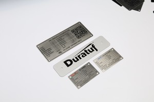 Placa <span class=keywords><strong>de</strong></span> <span class=keywords><strong>Identificación</strong></span> Duradera <span class=keywords><strong>de</strong></span> Aluminio/Acrílico |   Placa <span class=keywords><strong>de</strong></span> <span class=keywords><strong>Identificación</strong></span> <span class=keywords><strong>de</strong></span> Marca con Logotipo Personalizado con Serigrafía por la Marca Xuefeng - Product Image 5