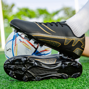All'ingrosso <span class=keywords><strong>scarpe</strong></span> <span class=keywords><strong>da</strong></span> calcio <span class=keywords><strong>da</strong></span> <span class=keywords><strong>uomo</strong></span> personalizzate Design popolare per sport all'aria aperta comodo ODM/OEM <span class=keywords><strong>scarpe</strong></span> Futsal suola EVA per i ragazzi - Product Image 1