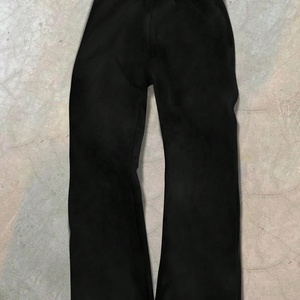 Pantalon de jogging ample pour homme, style streetwear, double couche, personnalisé, déchiré, bords bruts, broderie et imprimé, vente en gros - Product Image 3