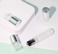 Botol Roll On Minyak Esensial Kosong Warna-Warni Promo Panas 1ml 2ml 3ml 5ml Botol Kaca Parfum Mini Amber Dengan Tutup