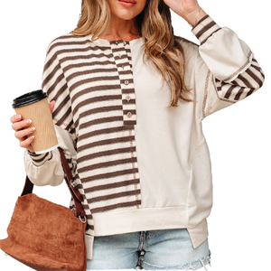 TPY0 Vente en gros de pulls décontractés vintage surdimensionnés pour femmes, sweat-shirt pour femme avec détails rayés et boutons colorés - Product Image 1