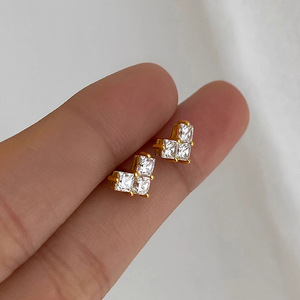 Orecchini a Perno Geometrici a Forma di Cuore e Quadrato per Donne, Gioielli Semplici e Dolci per Uso Quotidiano - Product Image 6