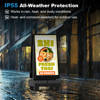 43 55 Inci IP66 Tahan Air Luar Ruangan 2000Nits Layar Sentuh LCD Digital Signage Bertenaga Baterai Portabel Poster Totem