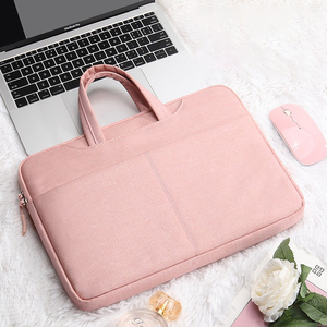Venta al por mayor personalizado 15,6 pulgadas Nylon <span class=keywords><strong>Laptop</strong></span> Tote Bag impermeable Business Messenger Bag para hombres mujeres <span class=keywords><strong>y</strong></span> damas estilo simple barato - Product Image 3