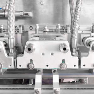 เครื่องบรรจุภัณฑ์ฟิล์มแบบซองตั้งทรงไม่สม่ำเสมอแนวนอนสำหรับผลิตภัณฑ์นม ระบบอัตโนมัติเต็มรูปแบบ ขับเคลื่อนด้วยมอเตอร์ ประสิทธิภาพสูง - Product Image 2