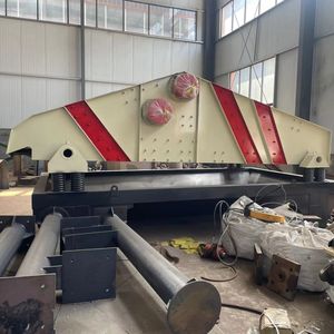 מסננת רוטטת מסננת להפרדת מים מכונה לעיבוד מינרלים מכונה להפרדת מינרלים באמצעות רטט מכונות כרייה בהתאמה אישית - Product Image 2