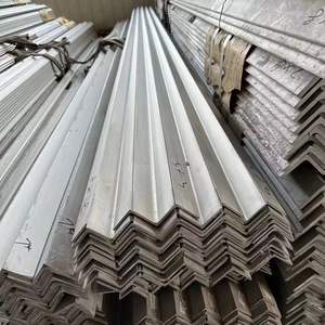 Produttore Q235B Q355B barra di acciaio ad angolo basso tenore di carbonio tipo <span class=keywords><strong>equilatero</strong></span> ASTM A36 A53 acciaio zincato 50x504 angolo - Product Image 3