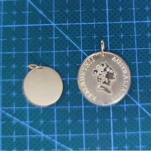 Pendentif pièce de monnaie Xinfly en or pur 18 carats avec portrait de la reine Elizabeth, tendance géométrique pour femme, idéal pour mariage - Product Image 3