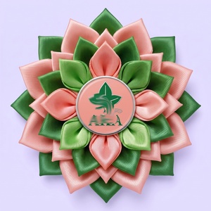 Elegante Spilla a Fiore in Tessuto per Donna, Gioiello con Perle, Personalizzabile, Ispirazione Greca, Regalo per Eventi e Club, Spille Decorative - Product Image 3