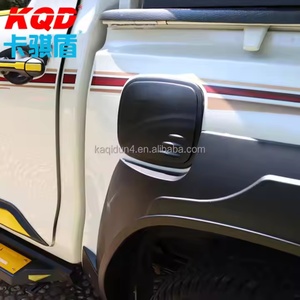 Nouvelle conception d'accessoires de voiture, couvercle de réservoir d'essence ABS pour Toyota HILUX REVO 2020 - Product Image 5