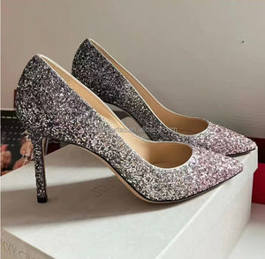 Escarpins JC à paillettes dégradées pour femme, bout pointu, coupe basse, en peau de mouton importée, talon de 8,5 cm, paillettes haute densité, style Jimmy Choo, pour soirée - Product Image 1