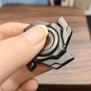 <span class=keywords><strong>EDC</strong></span> Mini Mở áo giáp <span class=keywords><strong>Fidget</strong></span> <span class=keywords><strong>Spinner</strong></span> kim loại từ tính quay đầu cho người lớn Đồ chơi ngón tay để giảm căng thẳng và lo lắng - Product Image 2