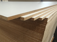 Fournisseur chinois de panneaux MDF mélaminés blancs d'un côté, 12 mm, 15 mm, 18 mm, MDF de 3 mm avec mélamine violette