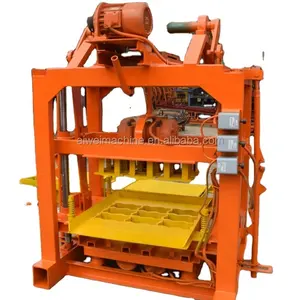 Afrika fabrika girişimcisi gelişmekte olan ülkelerde konut inşaatı için kullanılan 4-40 yarı otomatik tuğla yapma makineleri