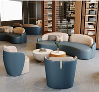 Set Sofa Kulit Modular Lengkung Modern dengan Fitur Rebah dan Isian Spons untuk Kantor, Ruang Tunggu Hotel, Lobi Apartemen, dan Mal