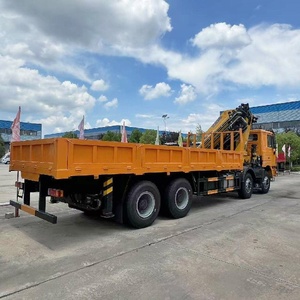 Grue articulée montée sur camion Shacman 14 tonnes 8X4, grue à flèche articulée hydraulique, grue de camion - Product Image 3