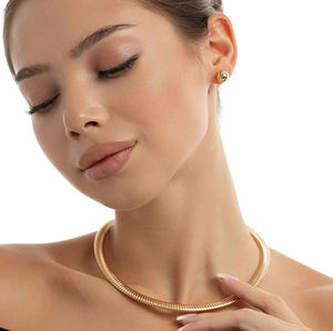 قلادة سلسلة ثعبان مطلية بالذهب عيار 18 قيراط بتصميم ضخم ومبالغ فيه - Product Image 5