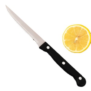 Couteau à pizza multifonction à lame dentelée en acier inoxydable argenté et noir avec manche en bois, outils de cuisine haut de gamme pour usage en restaurant - Product Image 3