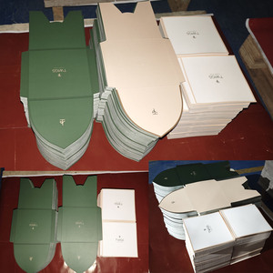 Custom Black <strong>Business</strong> <strong>Cards</strong> With UV Logo Design Double Sided Offset Printing Kraft Paper Cardboard Material Greeting Postcards - Product Image 5