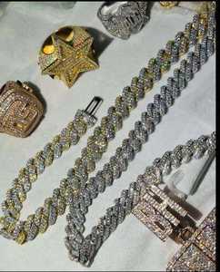 Pulsera de Plata de Ley 925 con Eslabones Cubanos y Moissanita Cultivada en Laboratorio, Acabado Brillante, Estilo Minimalista - Product Image 1